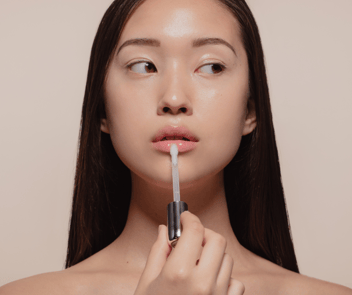 2026 最受关注的化妆趋势｜One Academy 带你进入“高级自然美学”时代